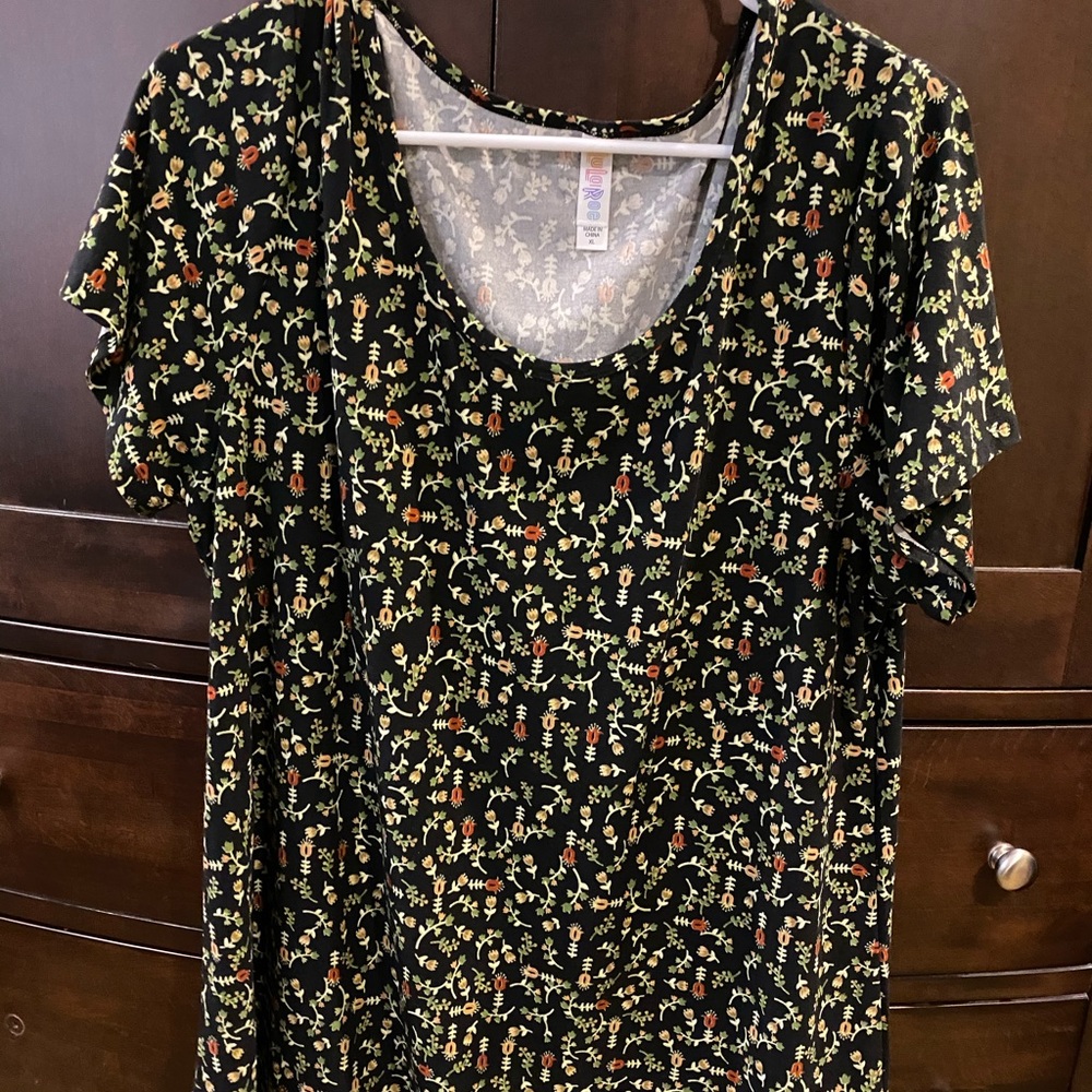 LulaRoe Top